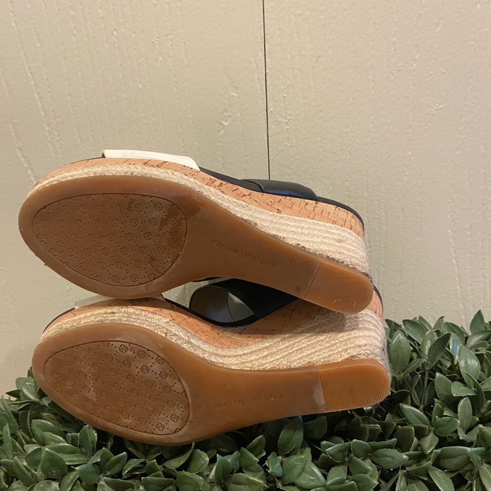 Antonio Melani Black & White Block
Platform Wedge Size 7.5 - Picture 4 of 6